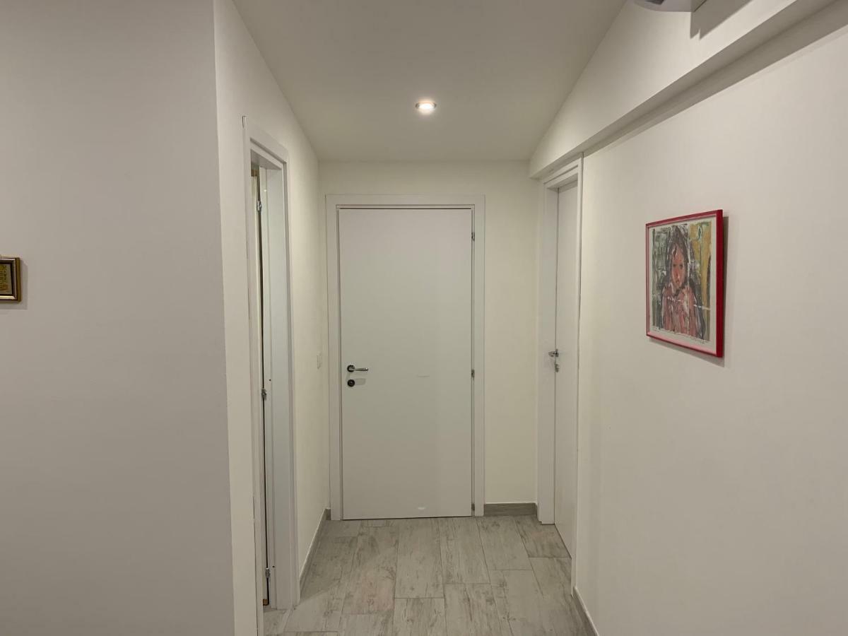Deni'S Apartments Per 4 Syracuse Exterior foto